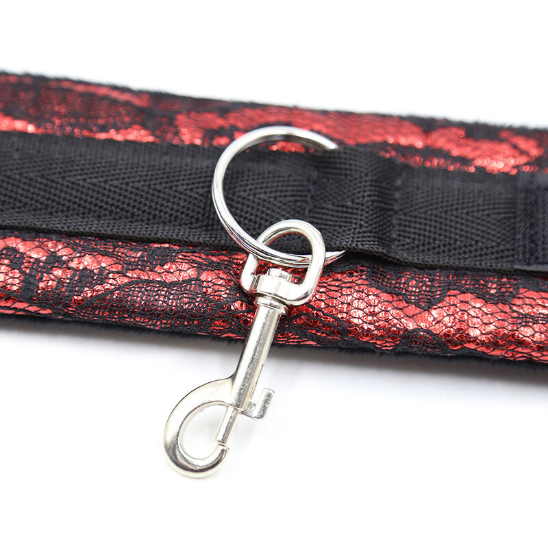 Ohmama Fetish Samthandschellen mit Nylonband – rot/schwarz