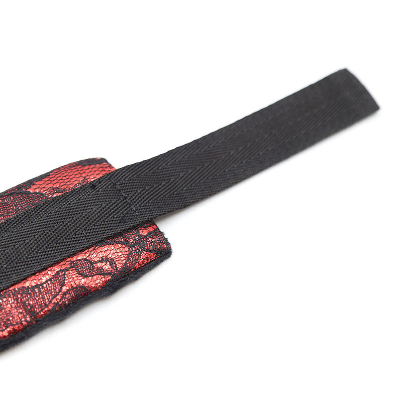 Ohmama Fetish Samthandschellen mit Nylonband – rot/schwarz