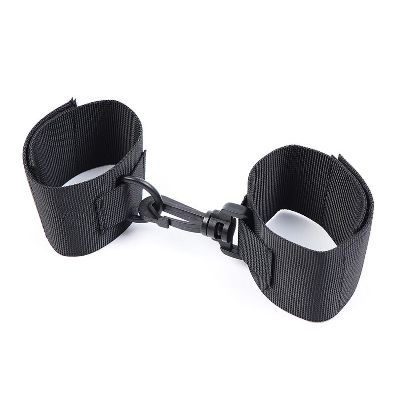 Ohmama Fetish Nylon-Handschellen mit Haken – ohne Riemen