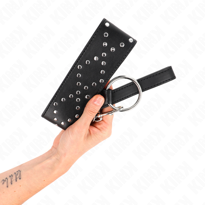 Kink – Halskette 65 Cm mit Leine mit Silbernen Nieten Modell 3 Vers...