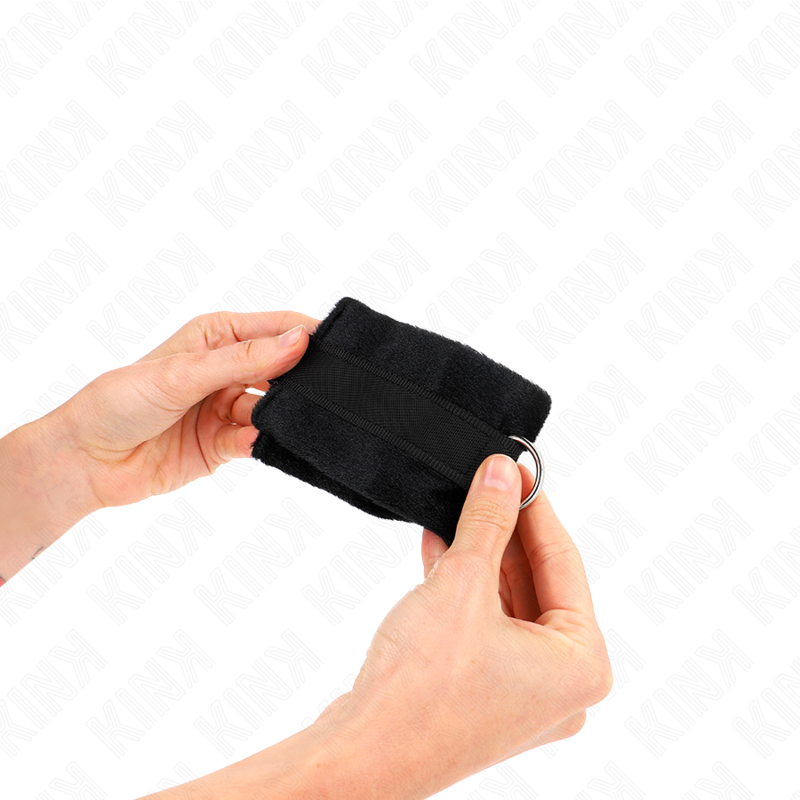 Kink – Beginner Pelzhandmanschetten Schwarz 30 x 7 Cm