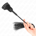 Kink – Fußförmige Paddel mit Quastenpeitsche 31 cm