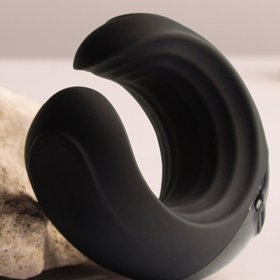 Rocks-Off Echo – Vibrierender Masturbator – schwarz