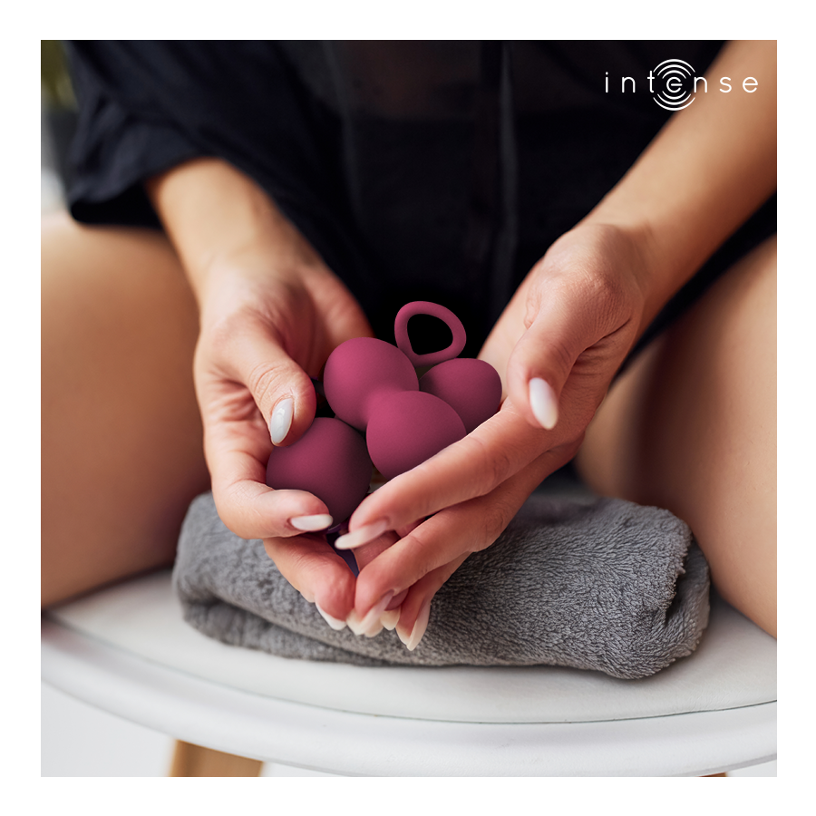 Intense Charli Kegel Ball Kit – Weinrot