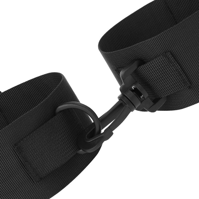 Darkness Knöchelmanschetten aus Schwarzem Nylon